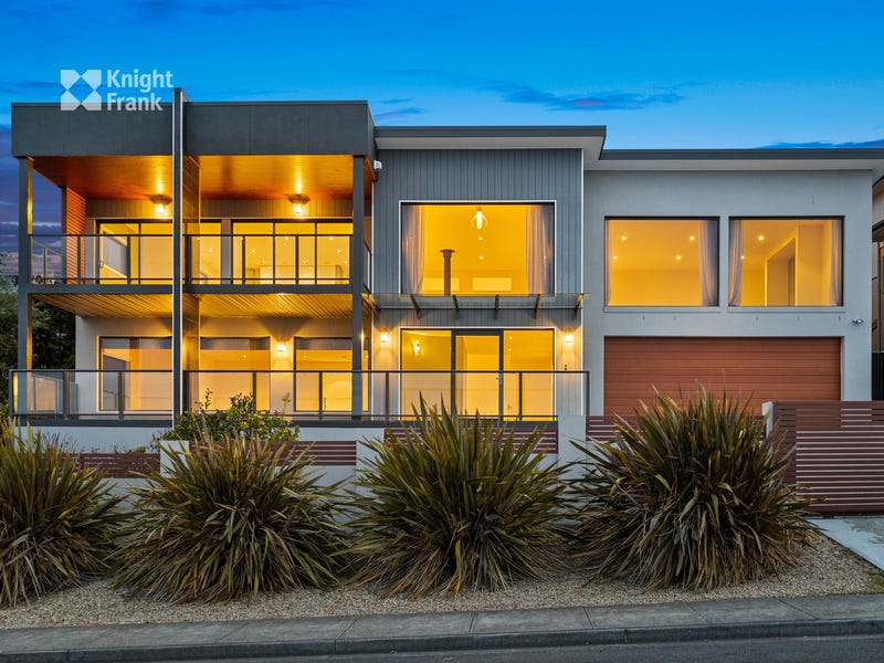 42 Suncoast Drive, Blackmans Bay, TAS 7052