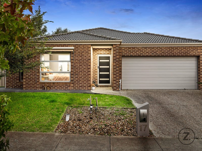17 Harrison Way, Pakenham, Vic 3810 Property Details