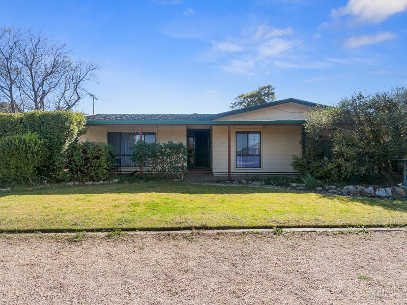 1 Roberts Avenue, Balaklava, SA 5461 Property Details