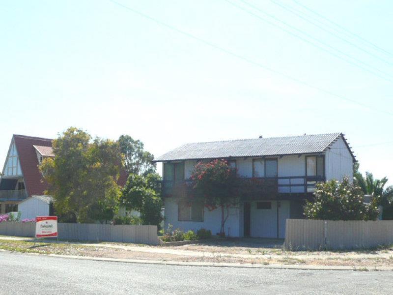2 NAIRN STREET, LEEMAN, Leeman, WA 6514 Property Details