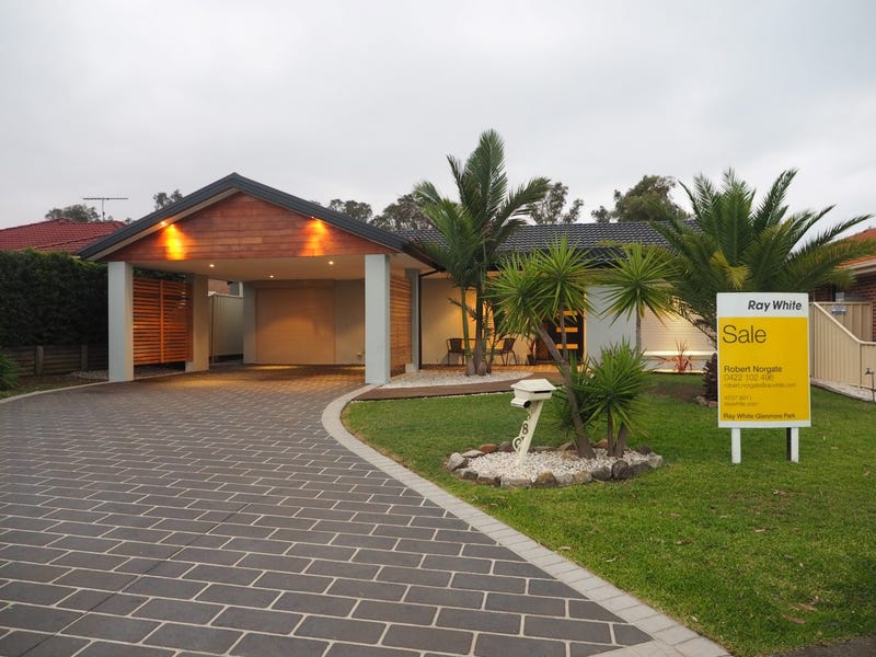 8 Yellow Place, Claremont Meadows, NSW 2747