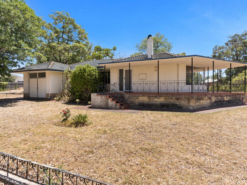 23 Heath Road, Kalamunda, WA 6076 Property Details