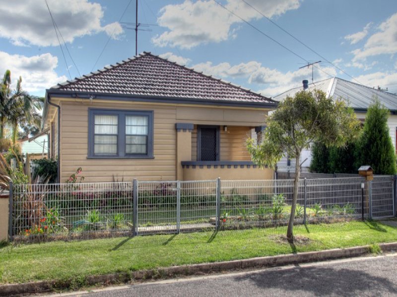 OLD 18 Edwin St, Maryville, NSW 2293 - Property Details