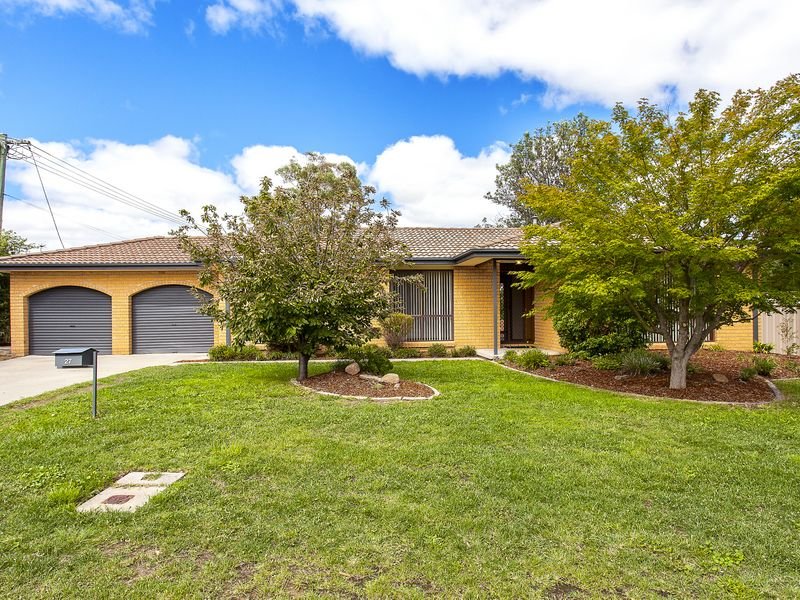 27 Fiveash Street, Chisholm, ACT 2905 27 Fiveash Street, Chisholm, ACT 2905