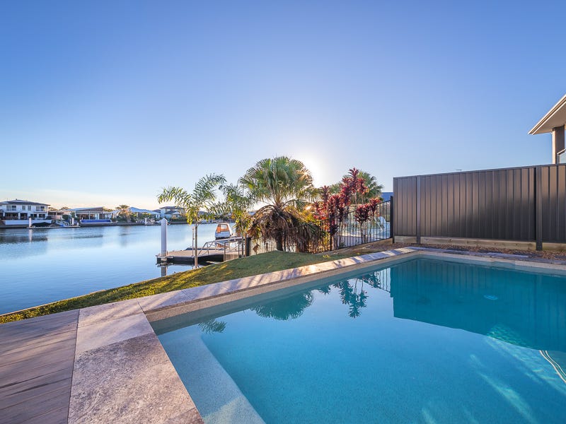 11 The Peninsula, Banksia Beach, Qld 4507 Property Details