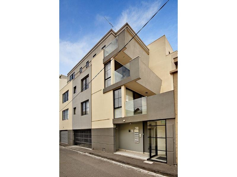 4/2 Waterloo Place, Richmond, Vic 3121 Property Details