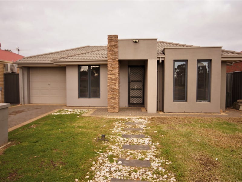 26 Almond Circuit, Munno Para West, SA 5115 - Realestate.com.au