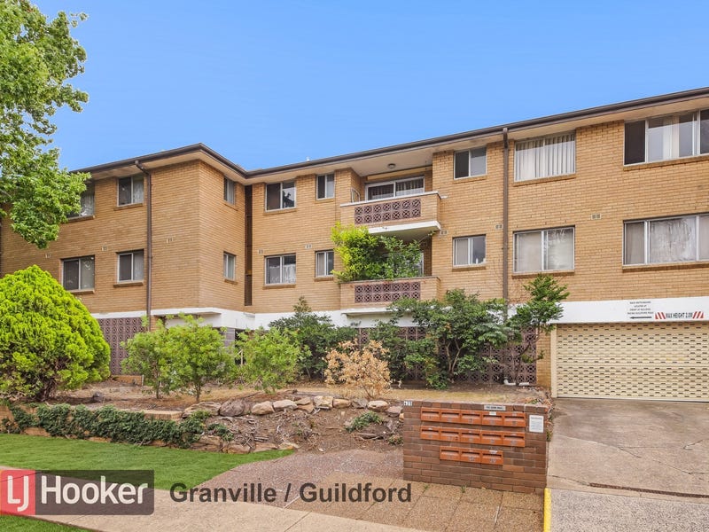 2/425 Guildford Road, Guildford, NSW 2161 Property Details