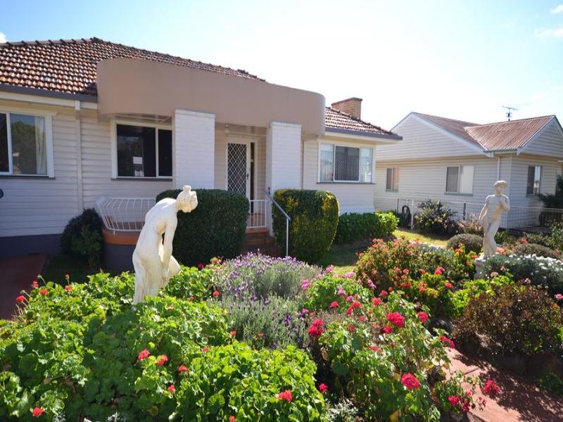 21 Violet Street, Harristown, Qld 4350 Property Details