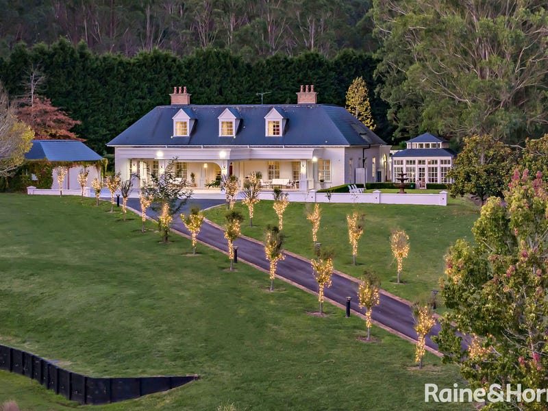 27 Kimberley Drive, Bowral, NSW 2576