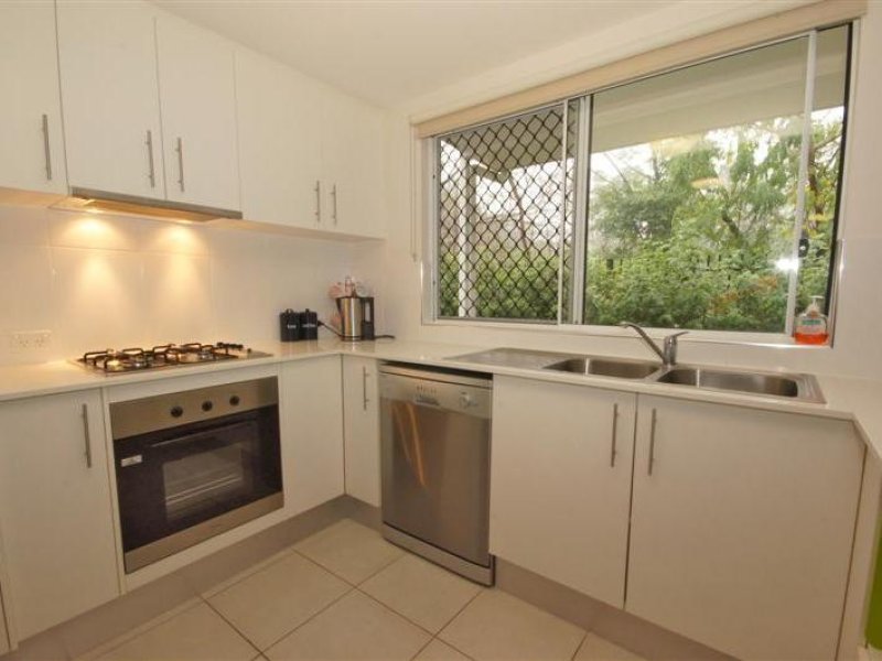 20 38 Sandwich St Kamerunga  Qld 4870 Property Details