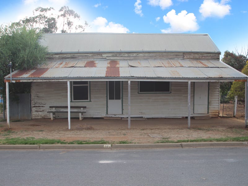 13 Beek St, Katamatite, Vic 3649 Property Details