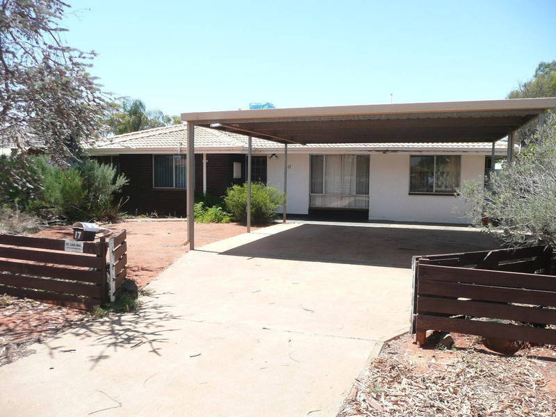 17 Moss Street, South Kalgoorlie, WA 6430
