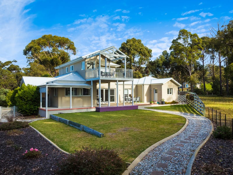 25 Elizabeth Parade, Tura Beach, NSW 2548