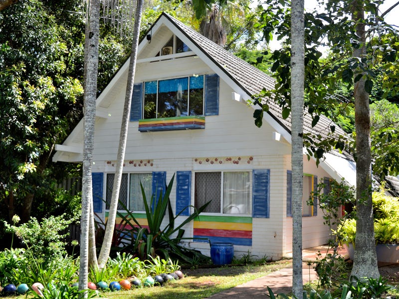 14 Welsby St Coochiemudlo Island Qld 4184 Property Details