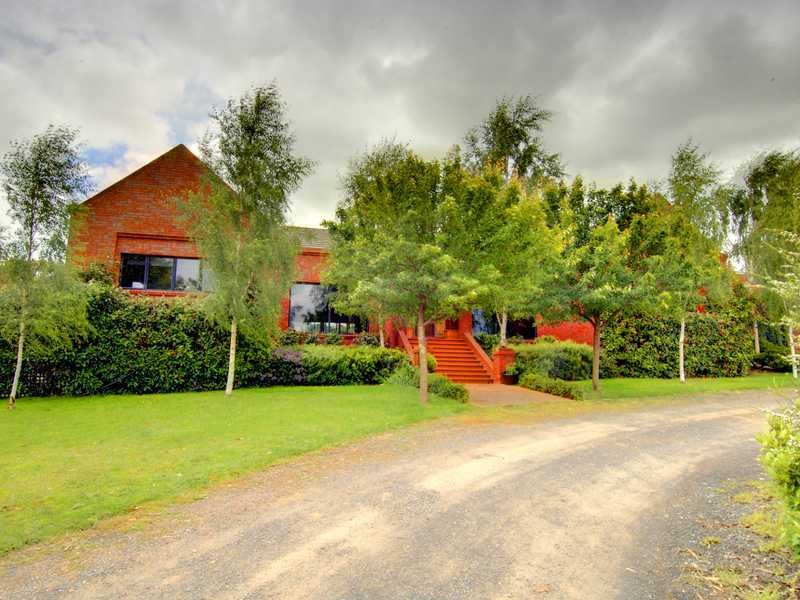 6 Pepper Lane, Buninyong, Vic 3357 Property Details