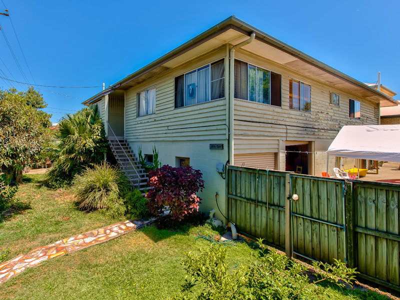 374 Richmond Road, Cannon Hill, QLD 4170