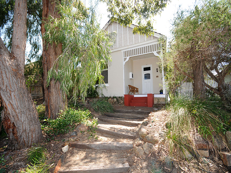 4 Murray Street, Bayswater, WA 6053 Property Details