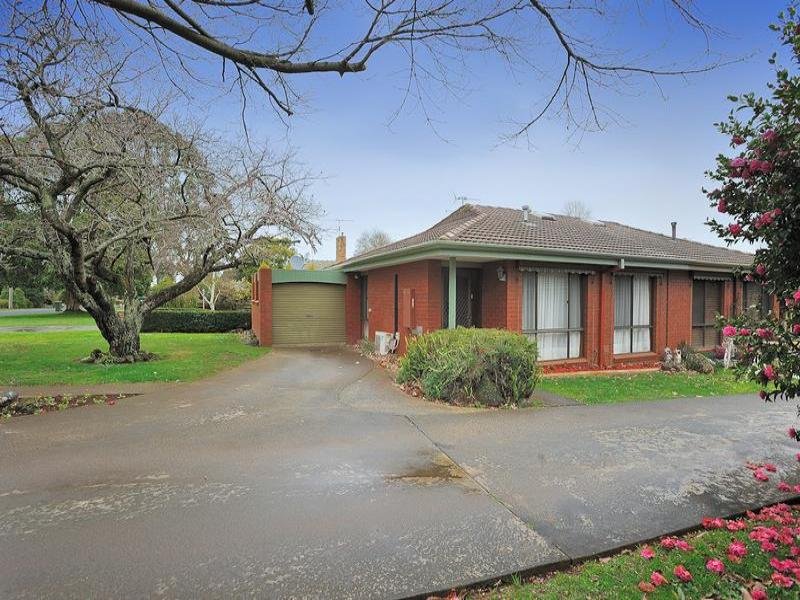 6/33 Albert Road, Drouin, Vic 3818 Property Details