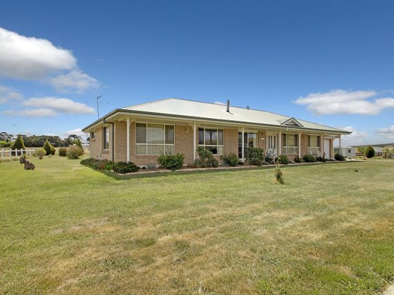 1494 Gurrundah Road, Parkesbourne, NSW 2580