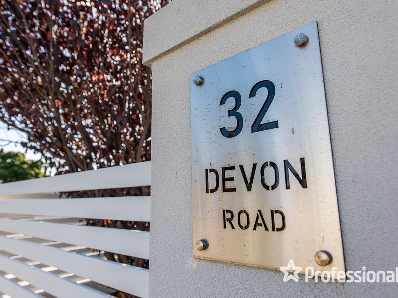 32 Devon Road, Bassendean, WA 6054