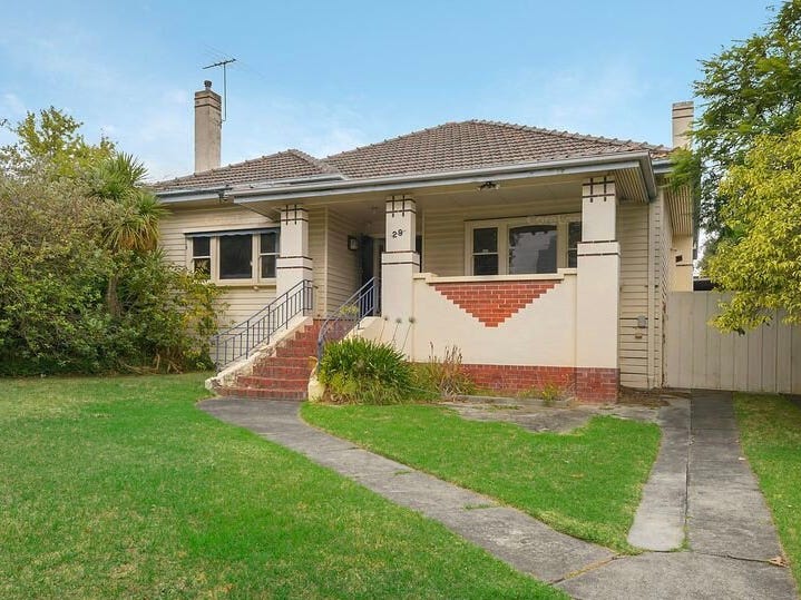 29 Hopetoun Parade, Box Hill, VIC 3128