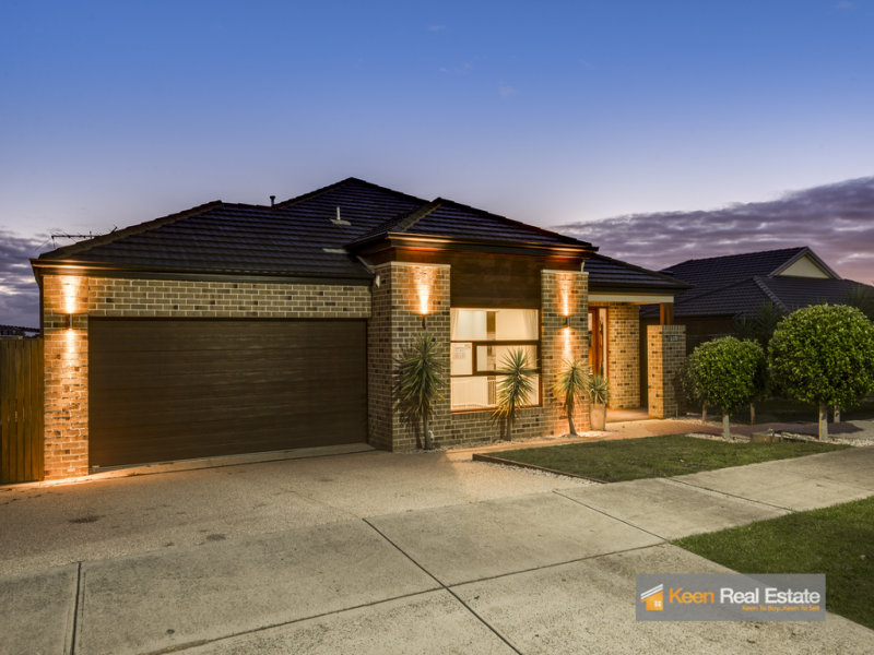 120 Livingstone Blvd, Pakenham, Vic 3810 Property Details