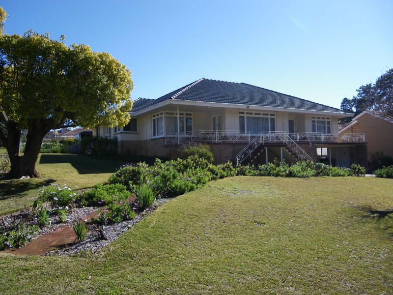 33 Ulster Road, Floreat, WA 6014