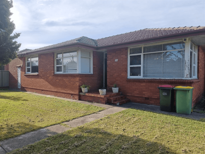 33 Lansdowne Road, Canley Vale, NSW 2166