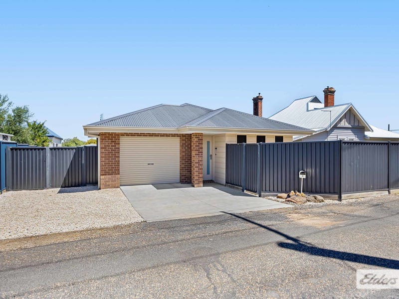 2 Tully Lane, Ararat, Vic 3377 House for Sale