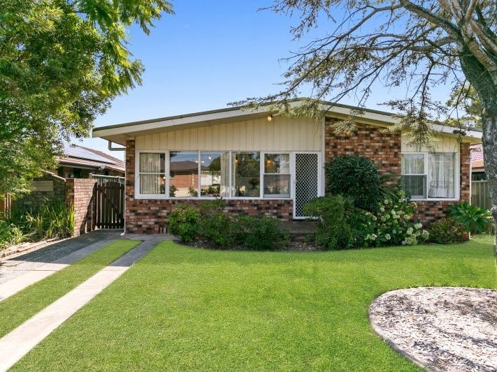 37 Sydney Avenue, Umina Beach, NSW 2257