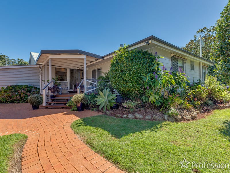 102 Beacon Road, Tamborine Mountain, QLD 4272
