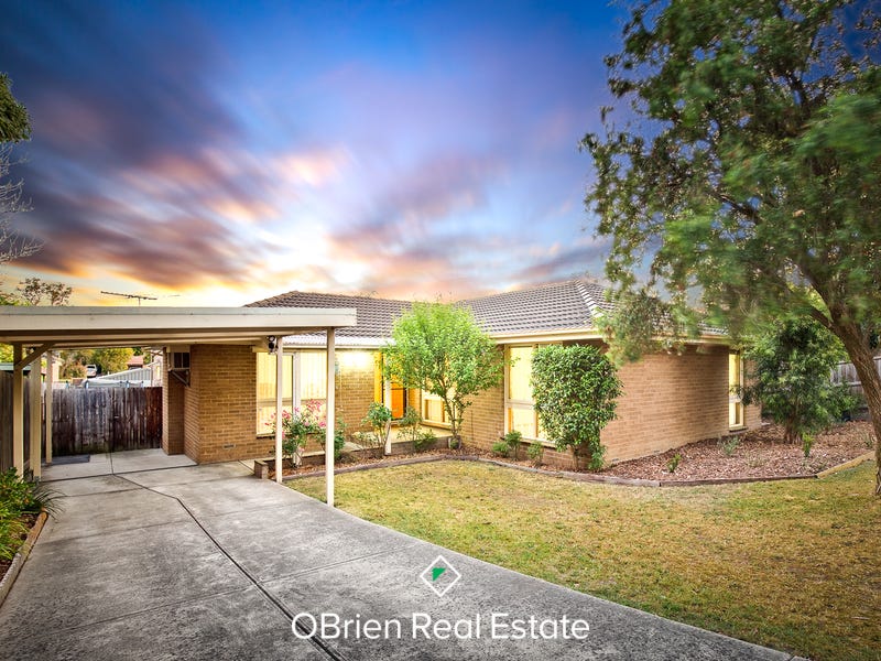 33 Maria Drive, Langwarrin, Vic 3910 Property Details