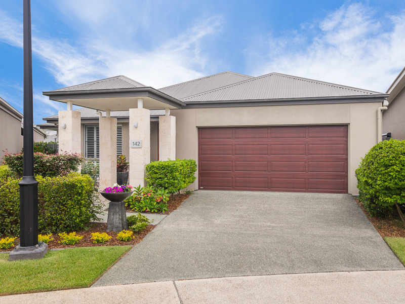 142/1 Halcyon Way, Hope Island, QLD 4212