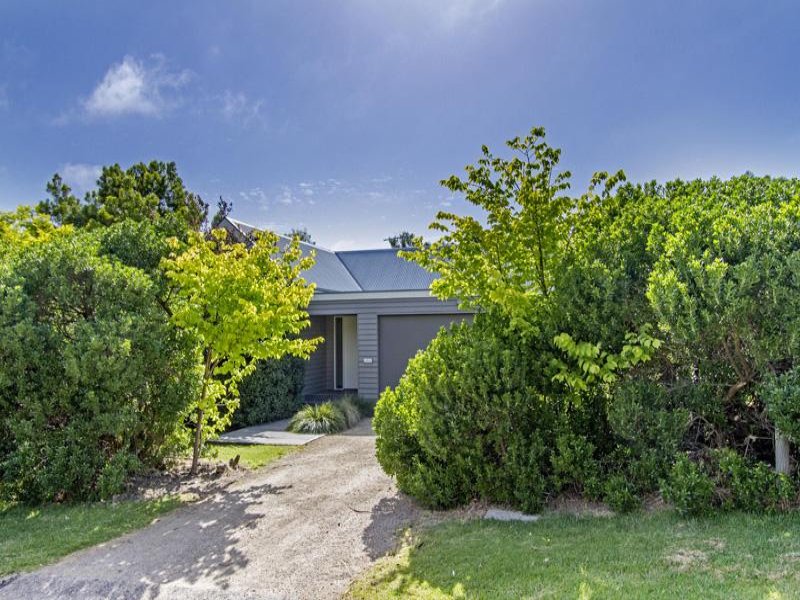 34 Bass Street, Flinders, Vic 3929 Property Details