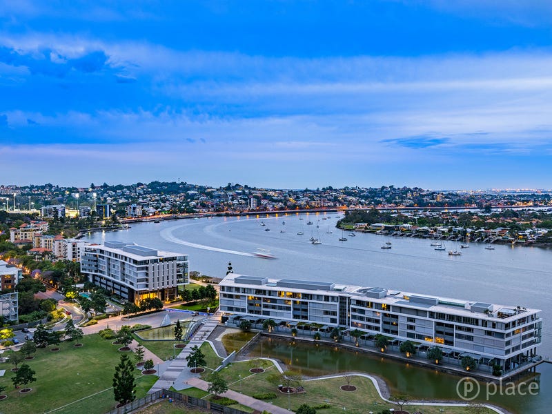 1804/30 Festival Place, Newstead, Qld 4006 Property Details
