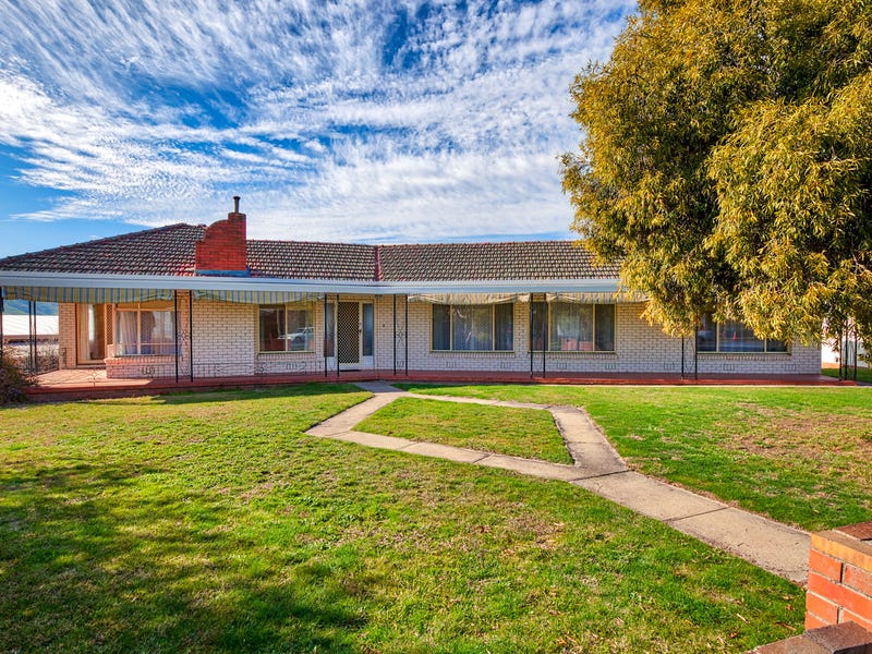 28 Jillico Avenue, Tallangatta, Vic 3700 Property Details