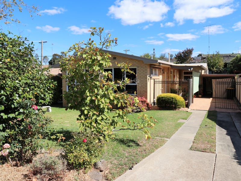 74 Anglesey St, Seymour, Vic 3660 Property Details