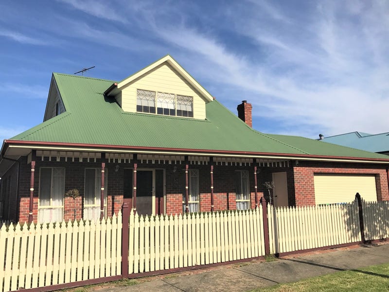 17 Grantham Cres, Berwick, VIC 3806