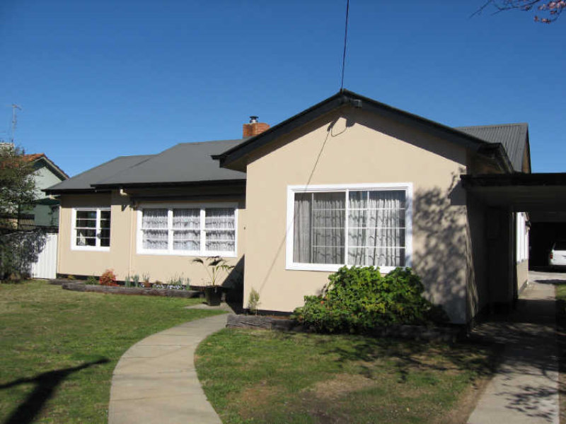 12 Mcculloch Street, Bairnsdale, VIC 3875