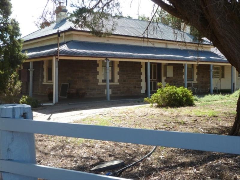 16 Tregony Street, Burra, SA 5417 Property Details