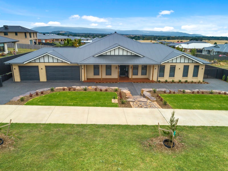93 Brooking Road, Gisborne, Vic 3437 House for Sale