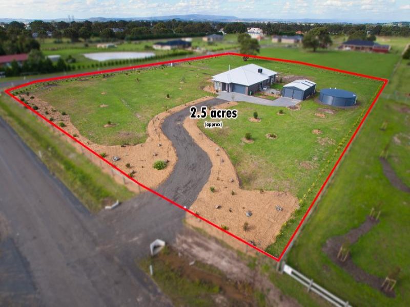 16 Jolly Lane, Mickleham, VIC 3064