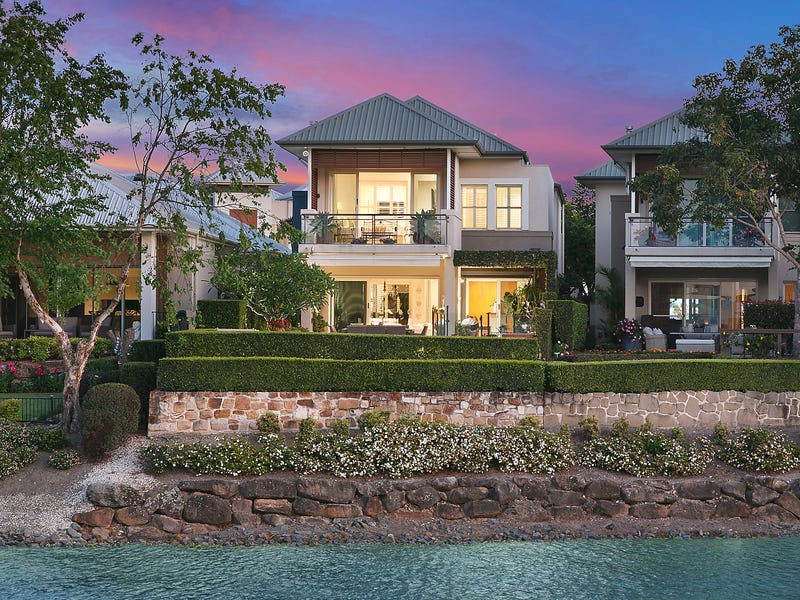 716 Glades Drive, Robina, Qld 4226 Property Details