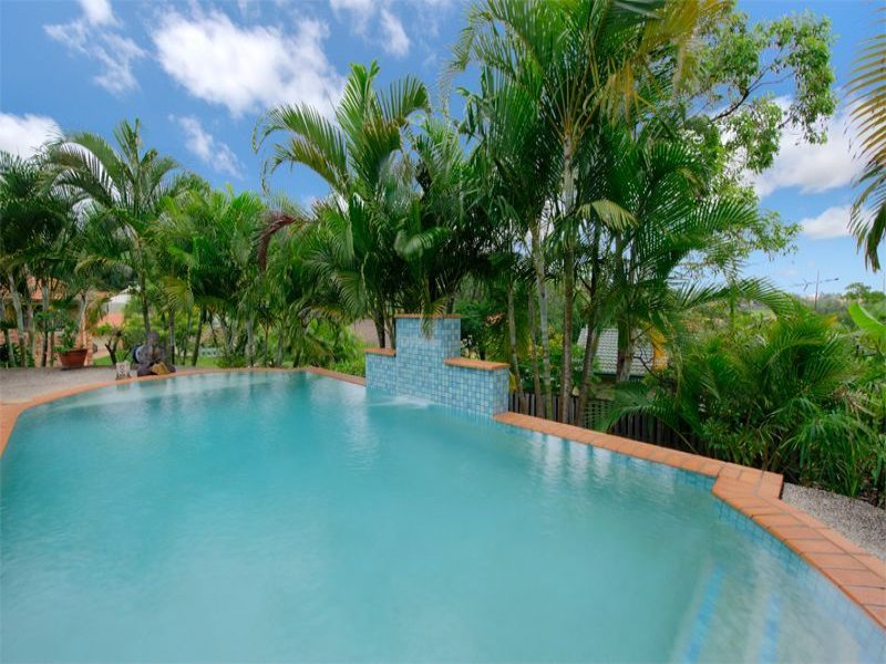 4 Tuvalu Street, Pacific Pines, QLD 4211