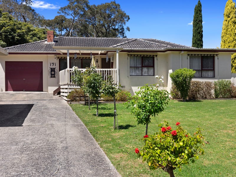 171 Cambridge Road, Mooroolbark, Vic 3138 Property Details