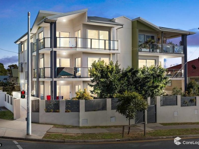 2/60 Ernest Street, Manly, Qld 4179