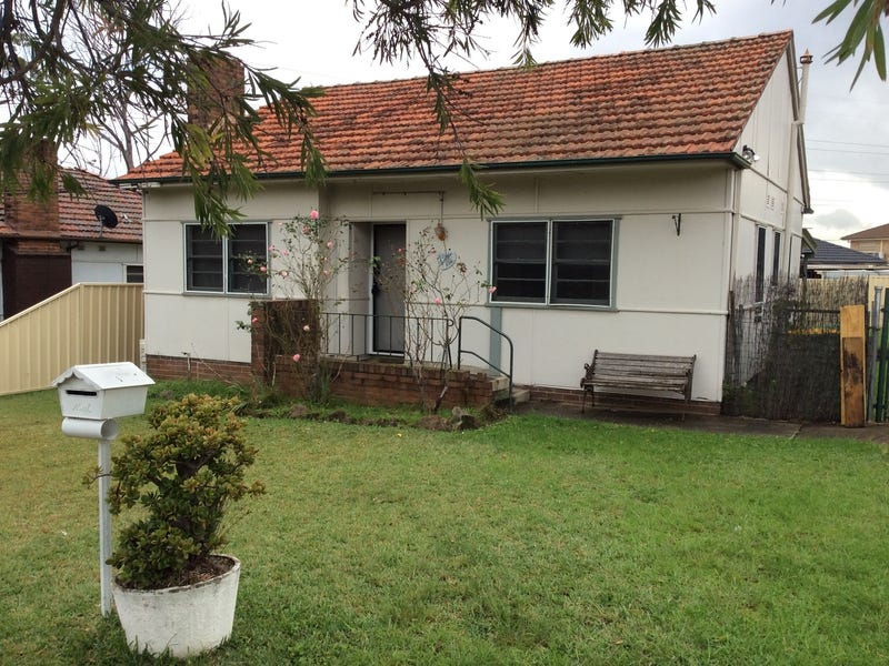 42 Lawford Street, Greenacre, NSW 2190