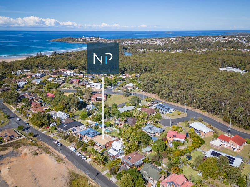 18 Safety Beach Drive, Safety Beach, NSW 2456 House for Sale