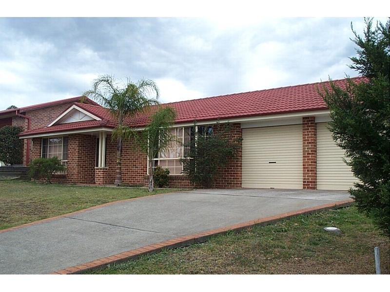 4 Andrew Cres, Worrigee, NSW 2540